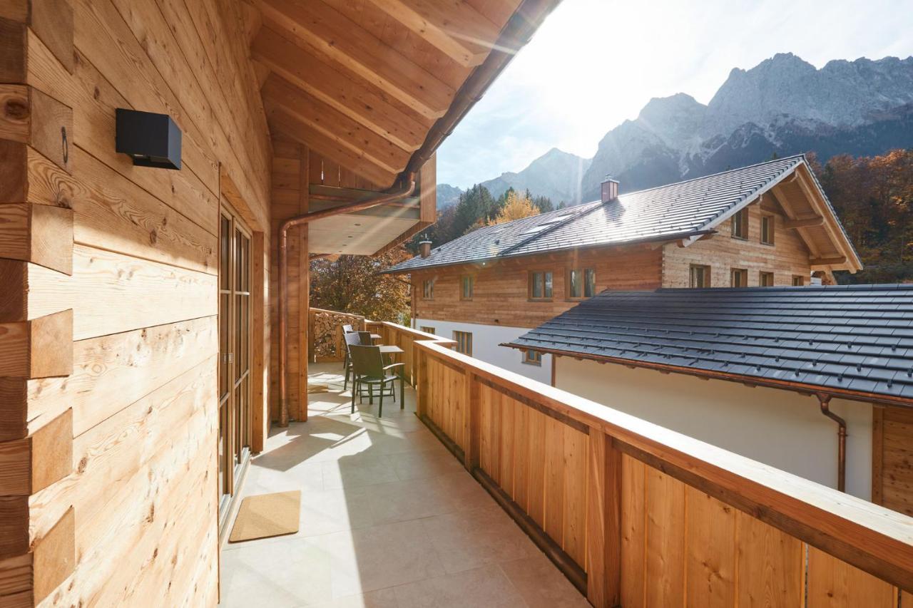Zugspitzerei - Premium Chalet Ferienwohnungen Грайнау Екстер'єр фото